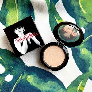 Limited addition Marilyn Monroe eye shadow